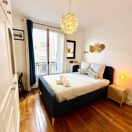 Magnifique Sacree Coeur Apartment Paris